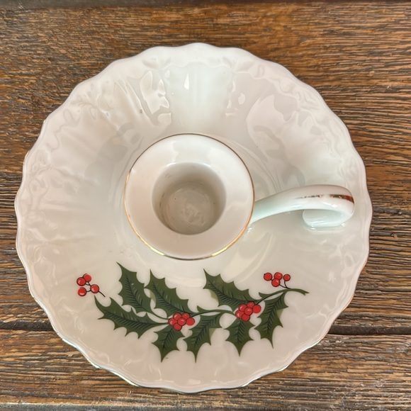 R. H. Macy's Christmas "All the Trimmings" Candle Holder Holly Gold Rim Japan - Picture 2 of 9